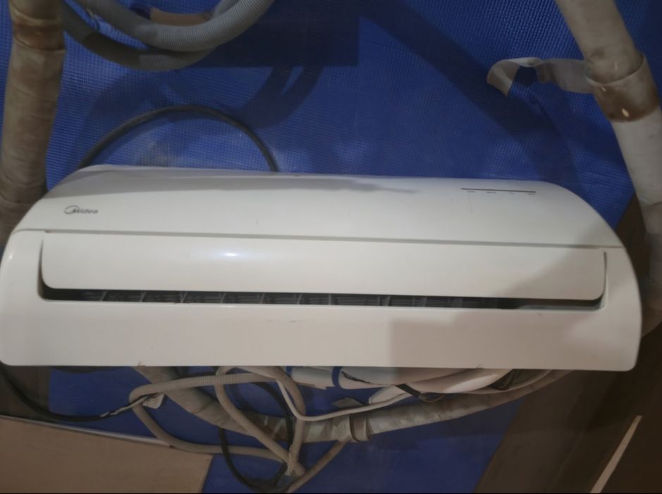 Продам кондиционер Midea 9000 BTU