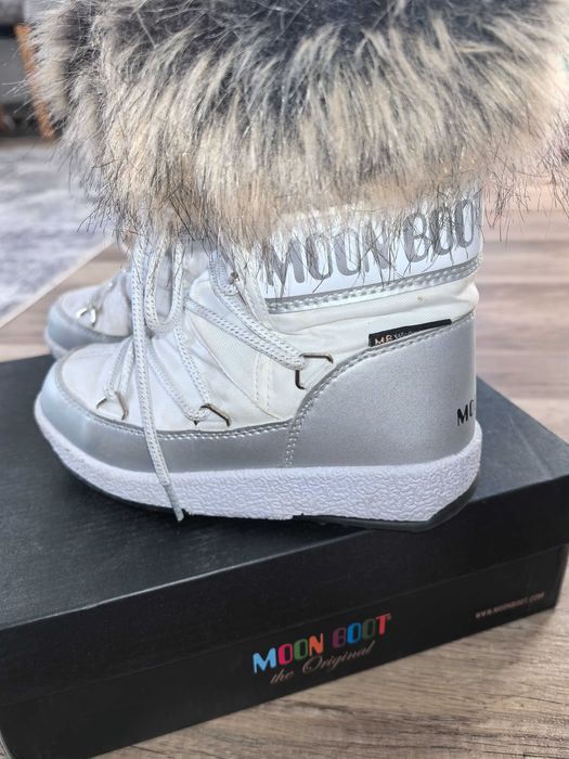 Moon boot р-р 29