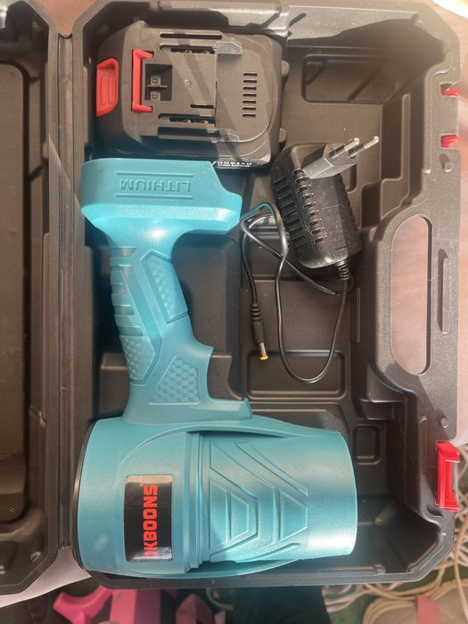 Vand suflanta frunze