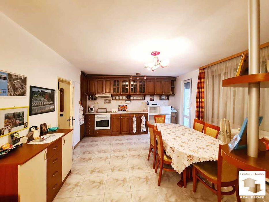Продава се Тристаен апартамент в Горна Оряховица - 124 кв.м за 1246 €/кв.м - Снимка #3