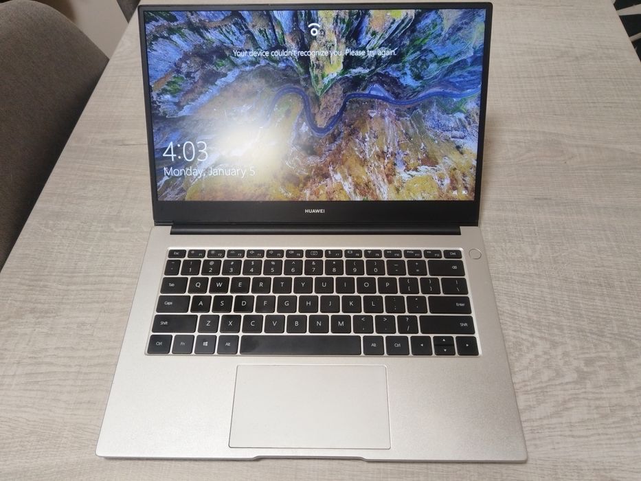 Лаптоп Huawei MateBook D15 Ryzen 5