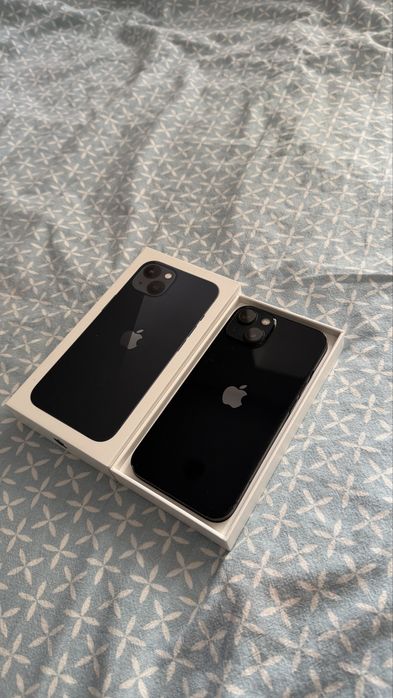 Продается Iphone 13
