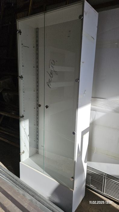 Продам шкафы, тумбы