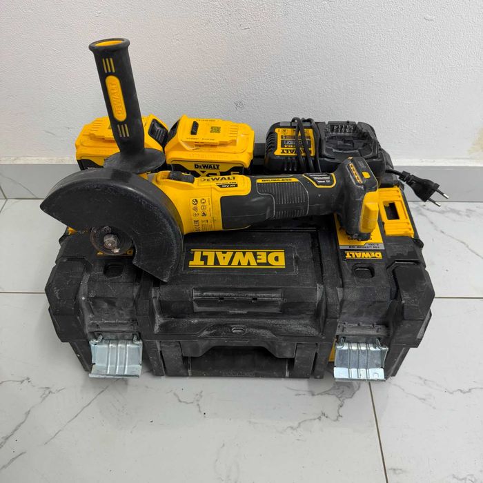Polizor Unghiular Dewalt DCG405P2 + 2 Acumulatori + Geanta transport