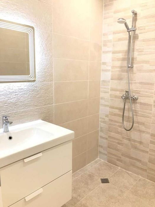 Продава се Двустаен апартамент в София, Изгрев - 76 кв.м за 2091 €/кв.м - Снимка #6