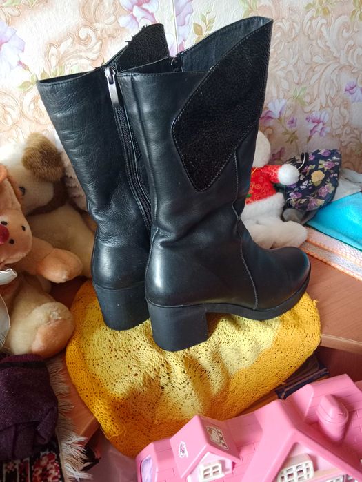 Отдам сапоги Бесплатно