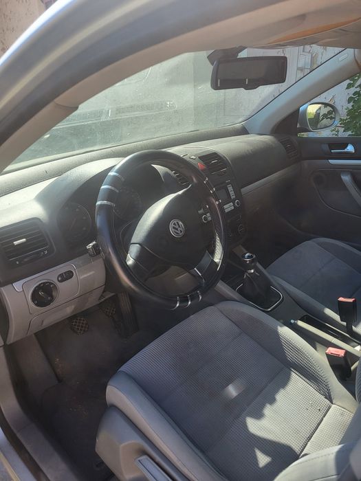 VOLKSWAGEN Jetta 0 — imagine 4