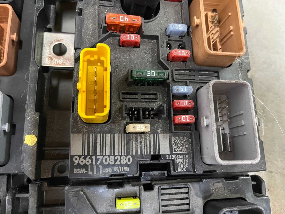 Бушонно табло Бушониера BSM-L10-00 BSM-L11-00 DELPHI Peugeot Citroen