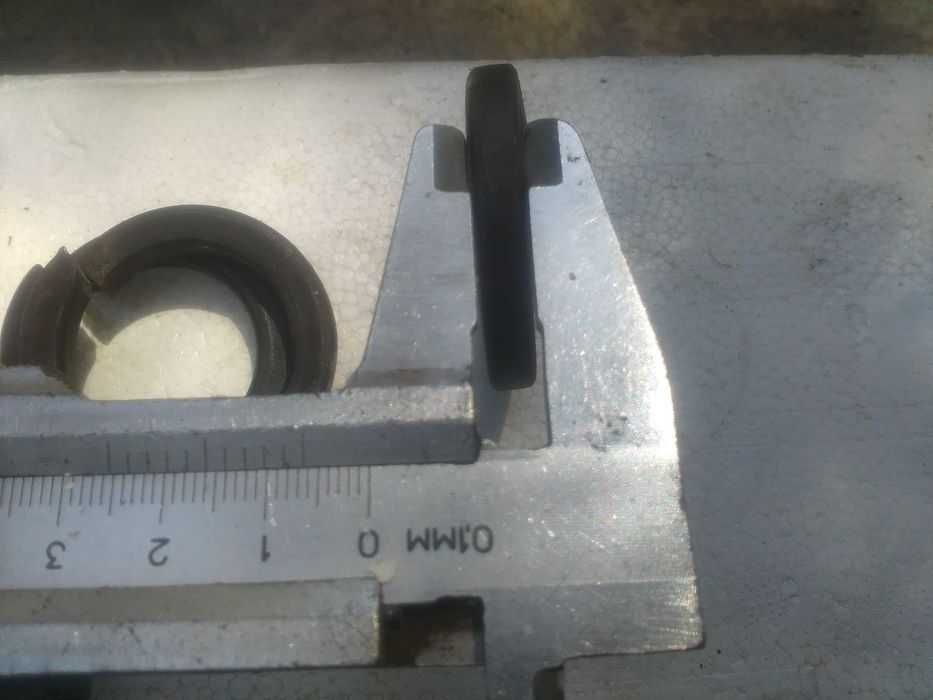 Гроверные шайбы .