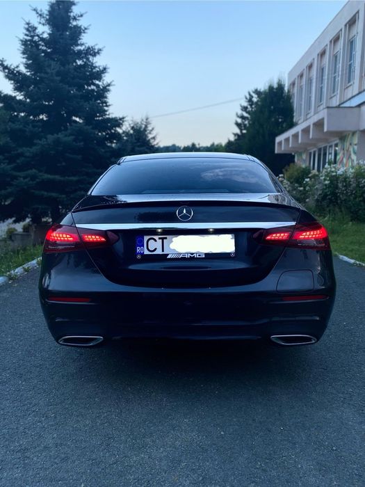 MERCEDES-BENZ E-Class 2022 — imagine 4
