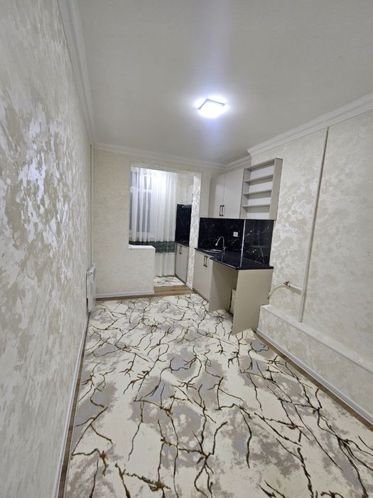 Sagdianada 2 xona kvartira sotiladi