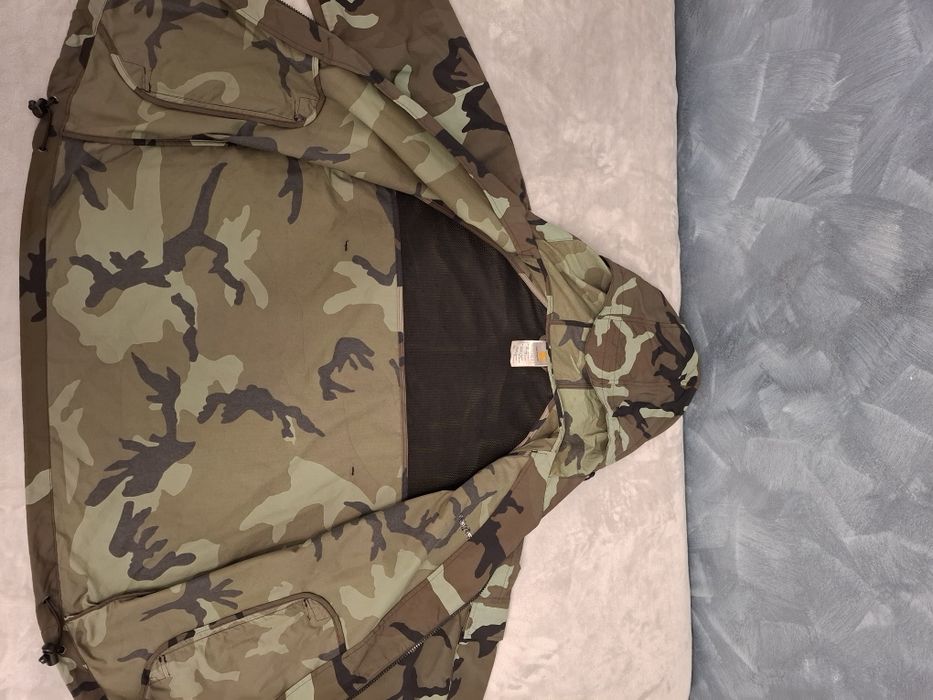 Vând geaca Carhartt mărime M-L
