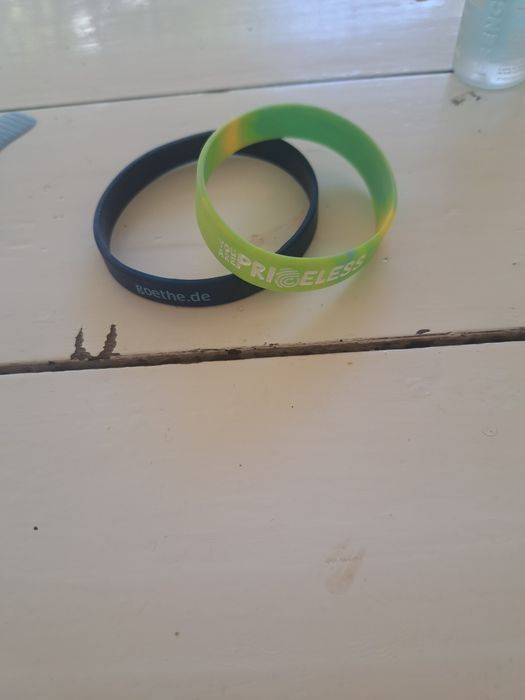 Силиконовые браслеты