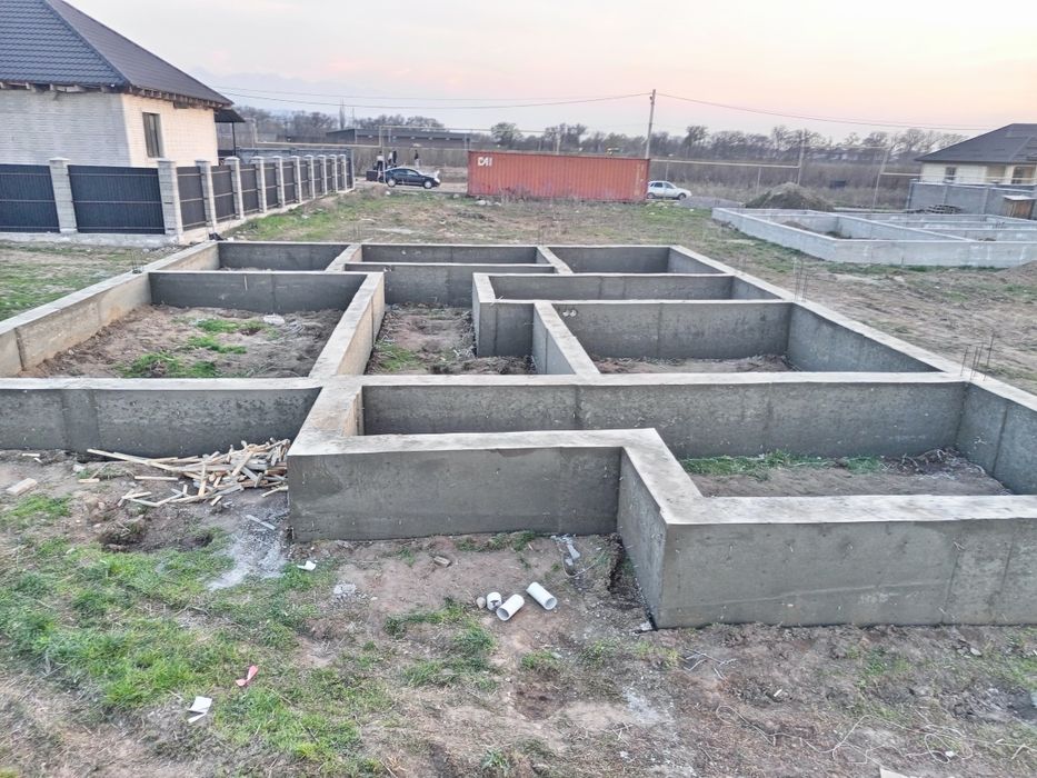 Фундамент құямыз (заливаем)