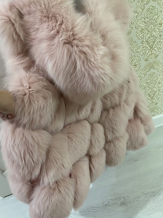 Продам песцовую жилетку
