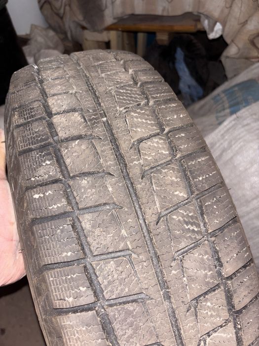 Четири зимни гуми 205/70 R15 GOODRIDE