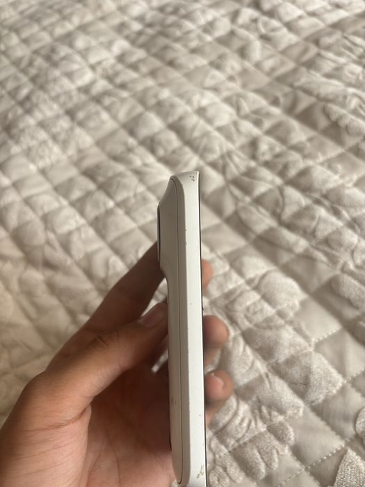 продам Nokia 808 Purewiev White Edition