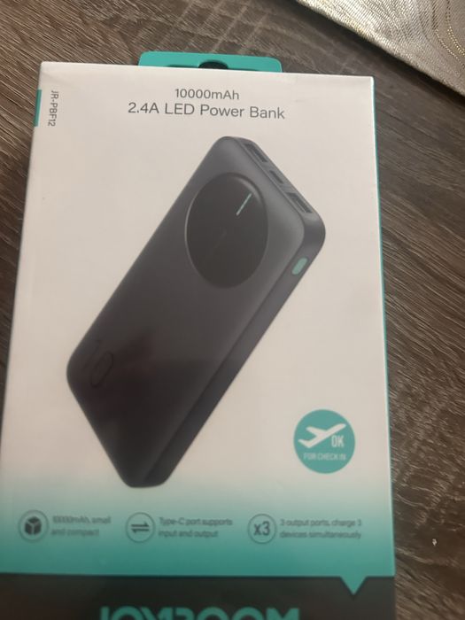 Baterie externa noua