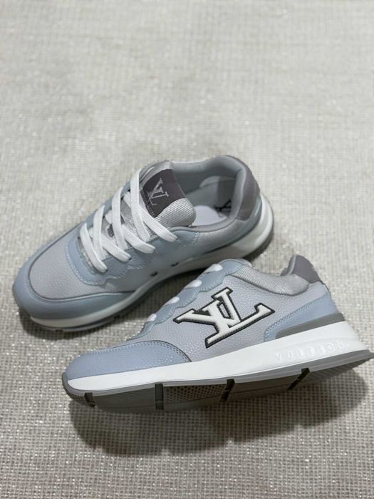 Adidasi Louis Vuitton RunAway Premium
