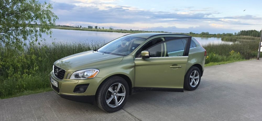 VOLVO Xc60