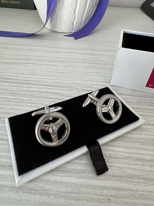 Butoni camasa, butoni eleganti, butoni volan argintiu