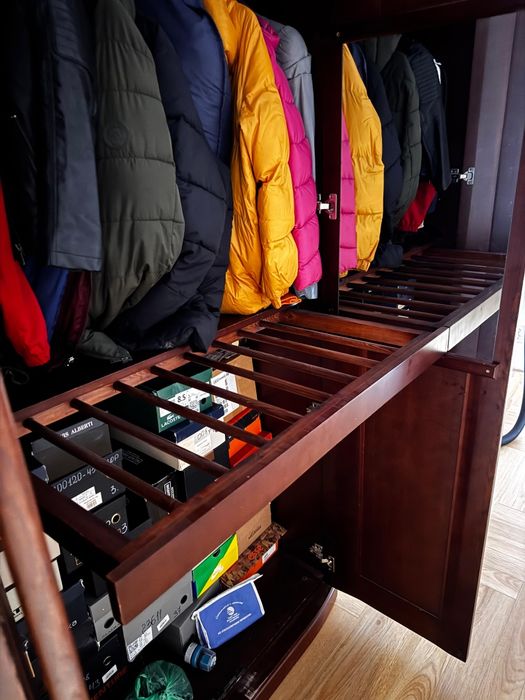 Продам кровать шкаф