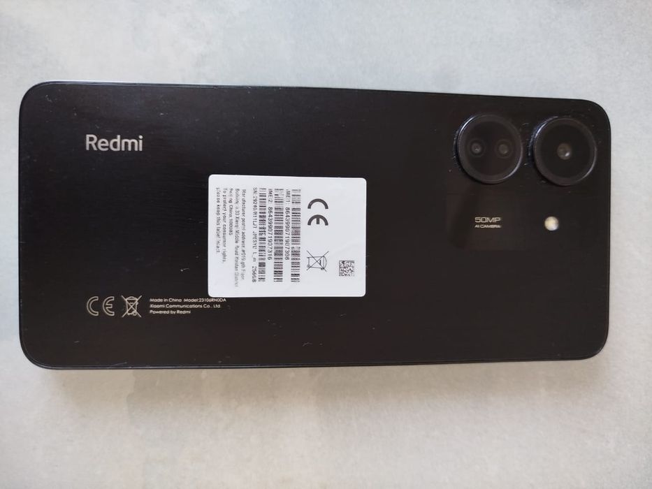 Продам смартфон Redmi 13C