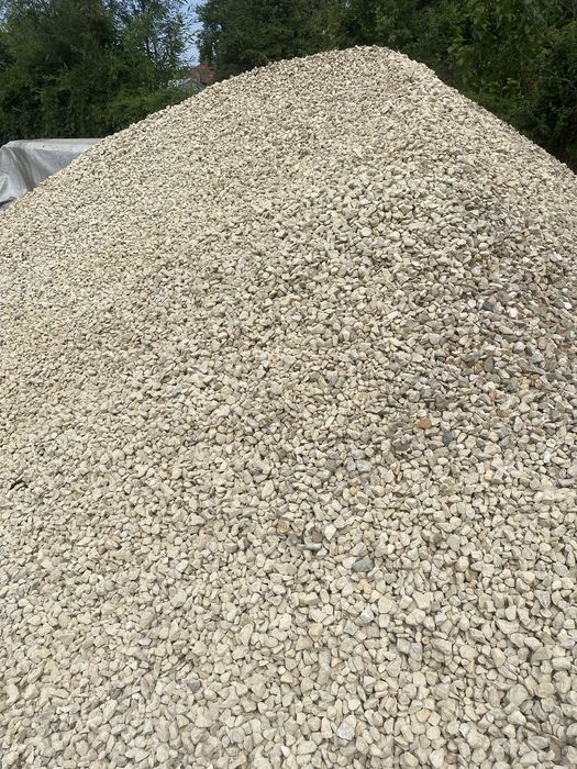 Pamant vegetal calcar piatra gri antracit