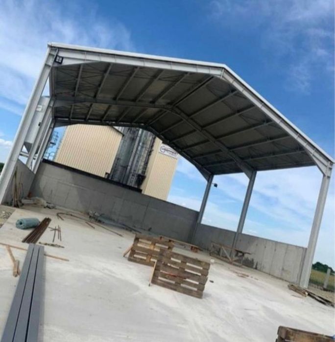 Vând hală metalică 8x22x4