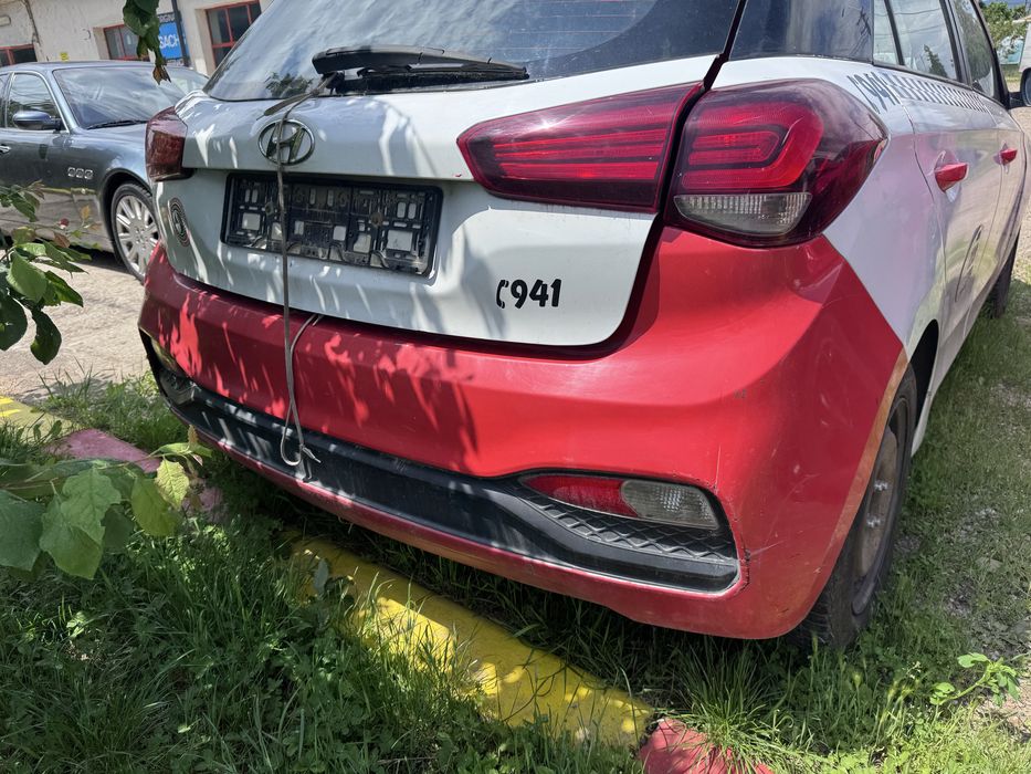 Haion spate complet lampa stop spate stanga dreapta bara spate Hyundai i20 2014-2020