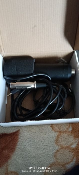 Microfon nou nout