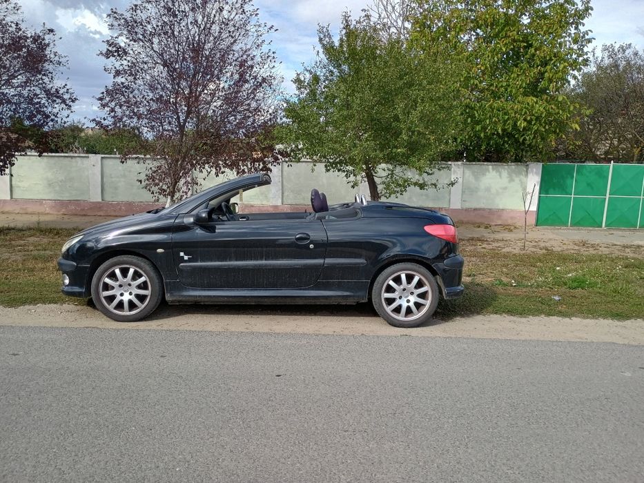 Vând Peugeot 206 cabrio benzină
