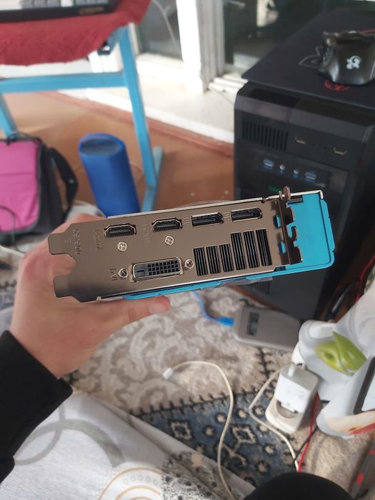 Amd Rx 590 Vedyo karta