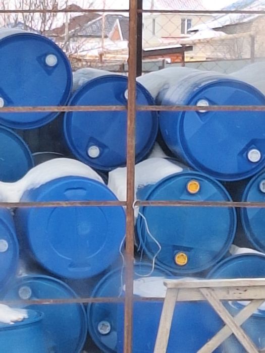 Новые пластиковые бочки