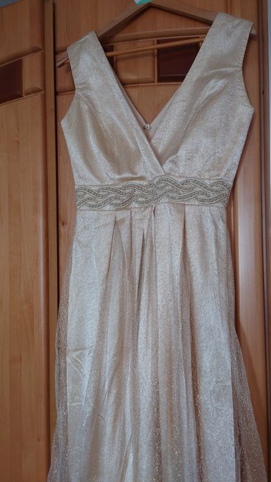 Rochie lungă pentru ocazii speciale