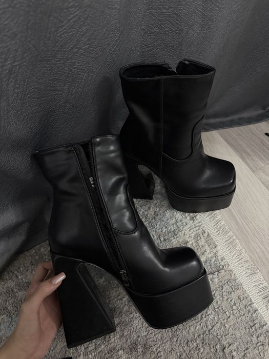 Ботфорты Valentina