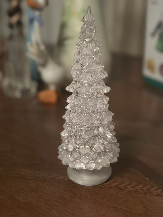 Сувениры и статуэтки