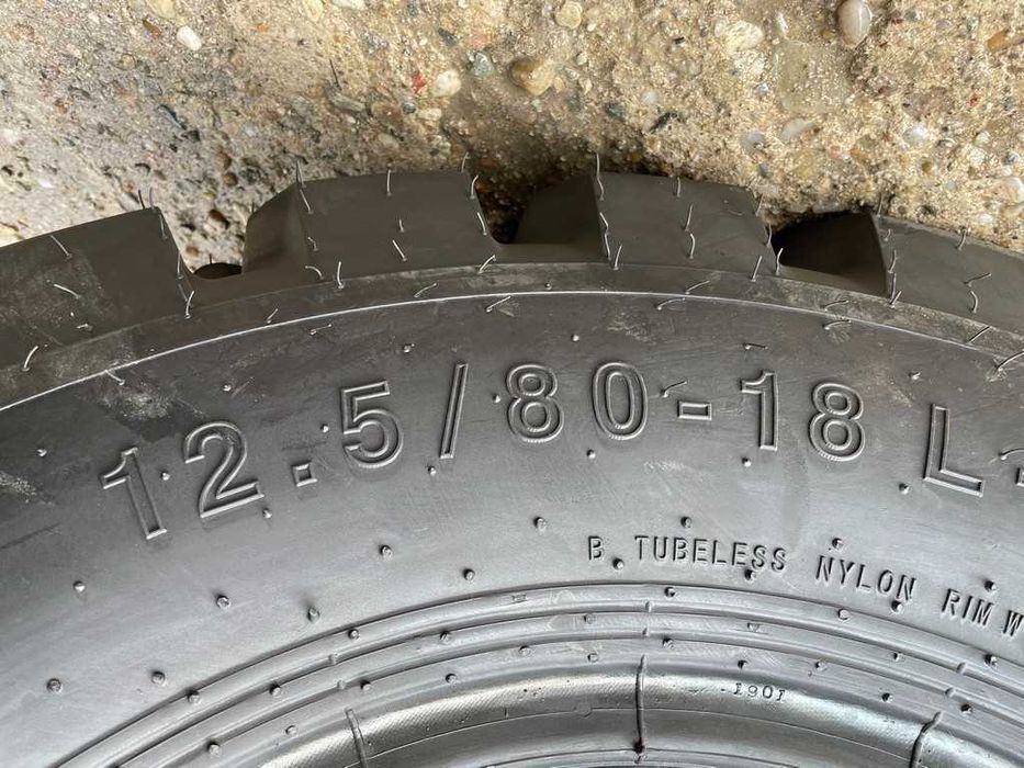 12.5/80-18 Armour cauciucuri noi de JCB CAT beton livrare rapida