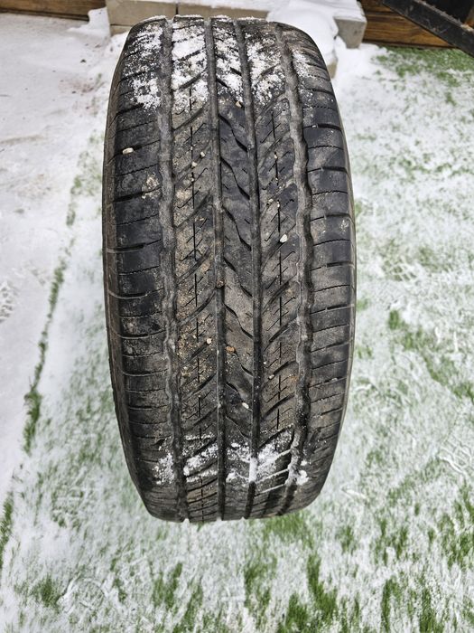 Продам комплект шин с дисками