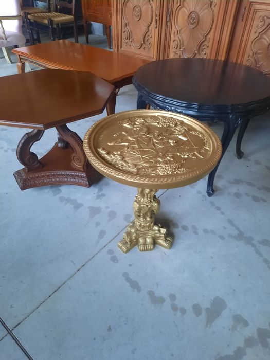 5 măsuțe cafea  în stare bună