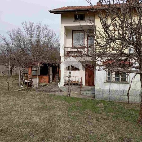 Продава се Къща в с. Цръклевци, Област София-област - 190 кв.м за 863 €/кв.м - Снимка #1