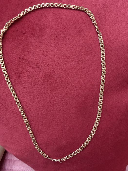 Продам золотую цепь,