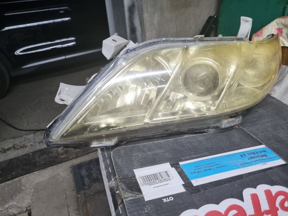 Фары Toyota Camry 40