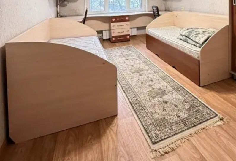 Письменный стол детский