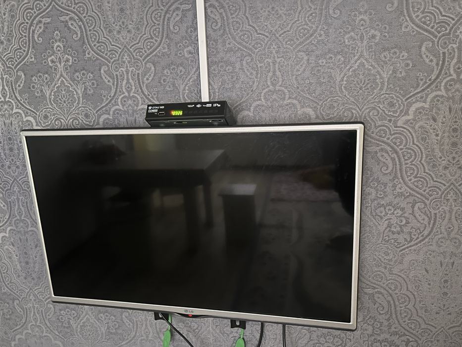 Телевизор LG 52 диогонал