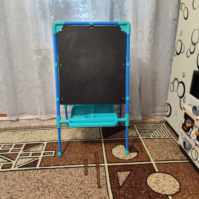 Растущий мольберт Nika Kids б/у