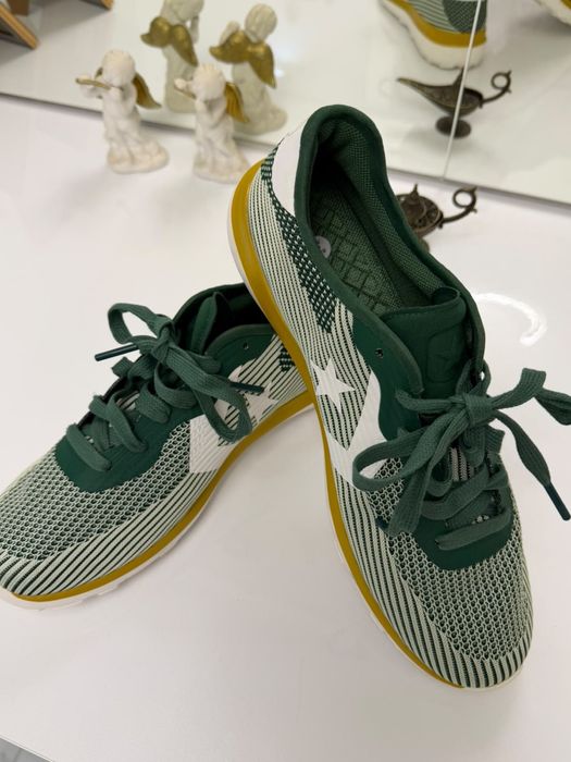 Adidasi Converse