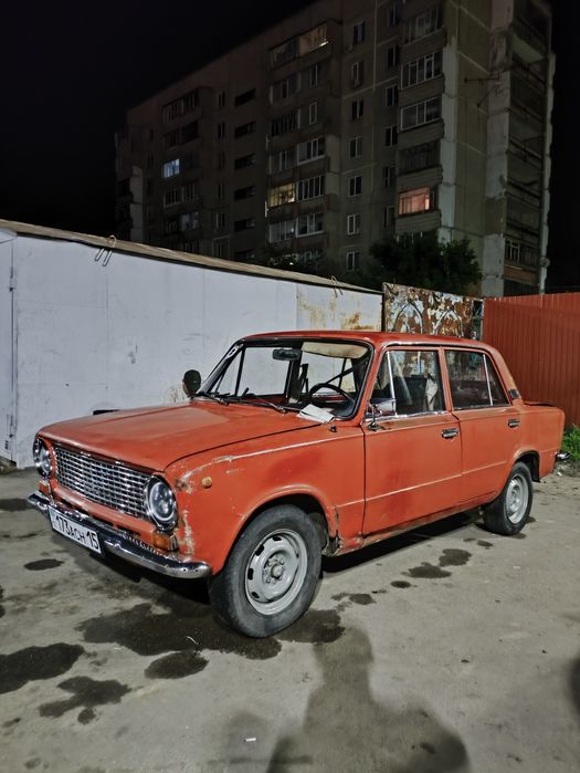 Продам ваз-21011