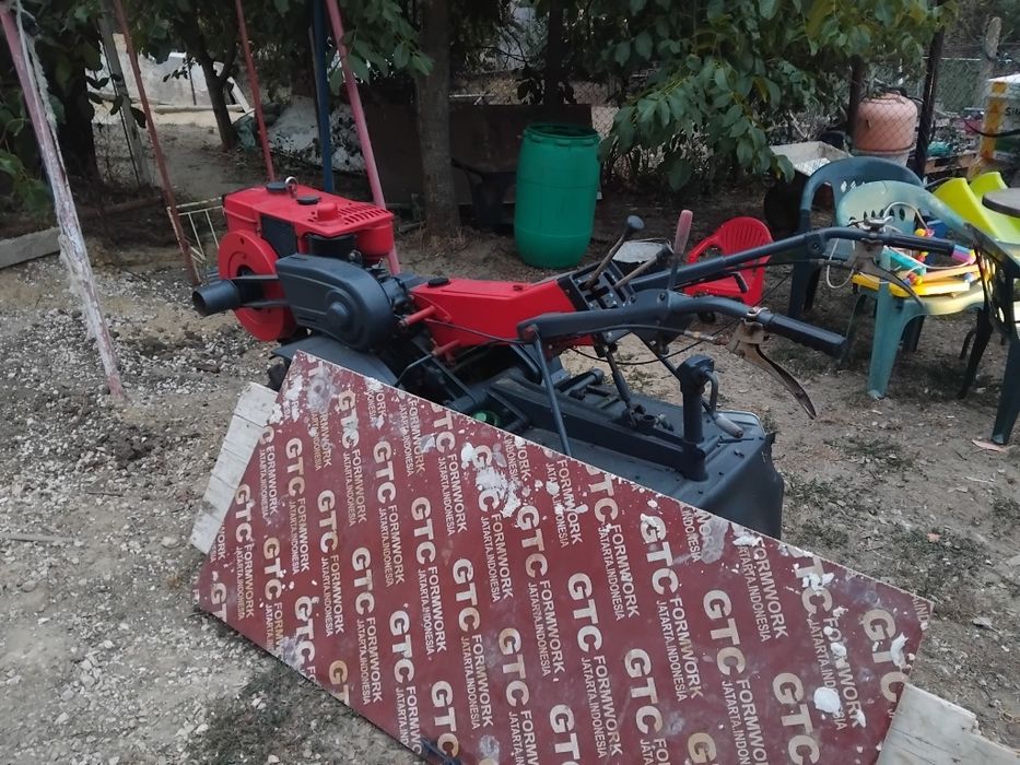 Продавам мотоблок Кубота