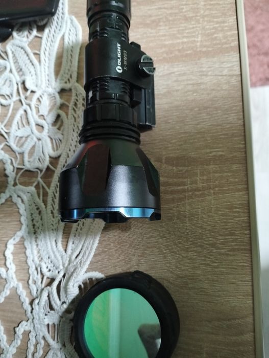 Lanternă cu inflaroșu